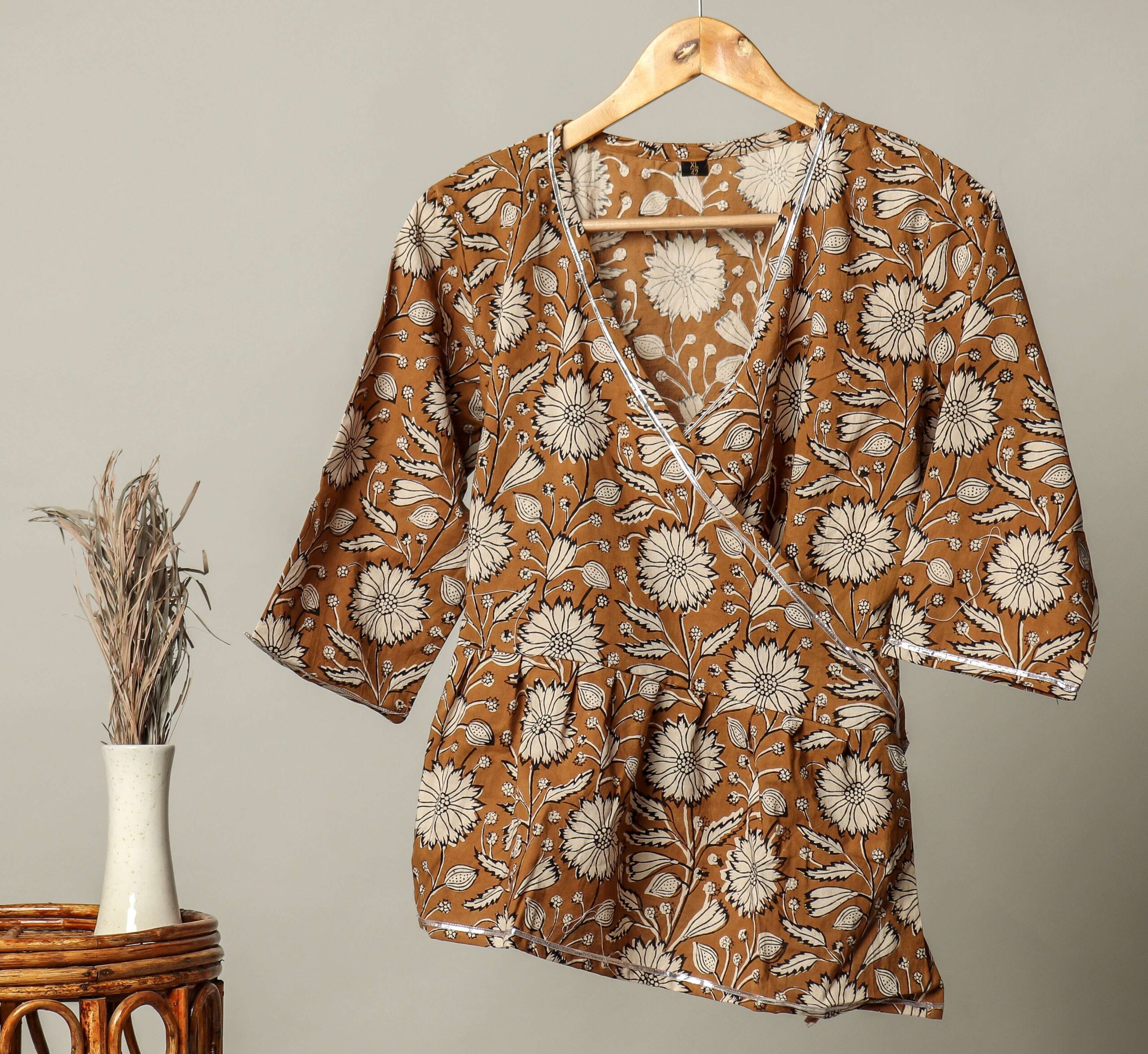 Handmade Block Print Cotton for Women ? Ethnic Floral Printed Top with Long Sleeves